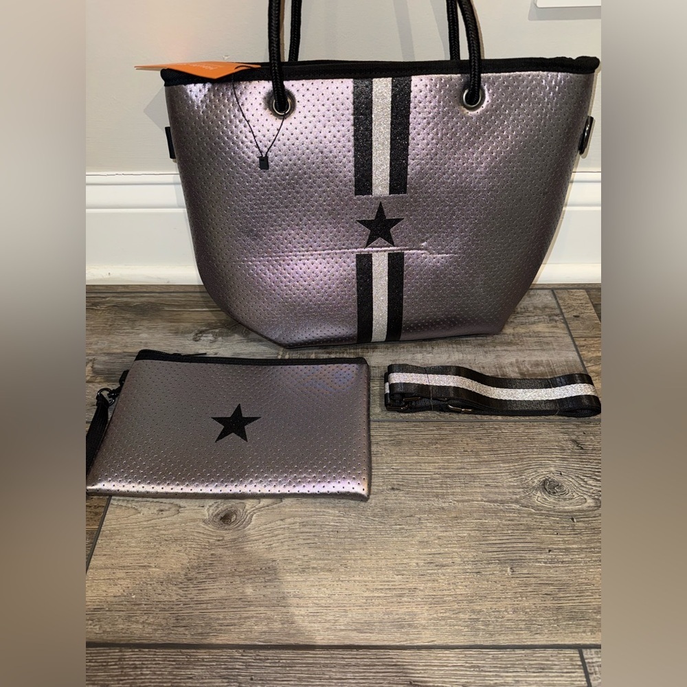 HAUTE SHORE Tote Bag with Star Design NWT